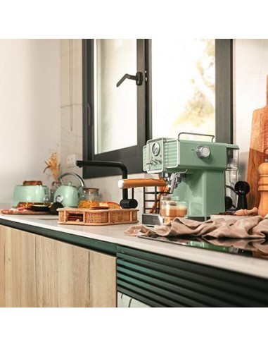 cecotec-power-espresso-20-tradizionale-light-green-cafetera-espresso-20-bares-11.jpg