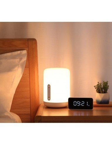 xiaomi-mi-bedside-lamp-2-rgb-lampara-2.jpg