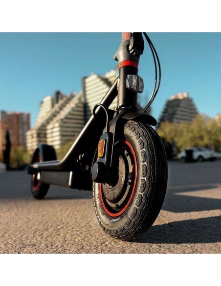 Cecotec Bongo D40 XL Connected Patinete eléctrico con potencia máxima de 700 W y neumáticos de 10"