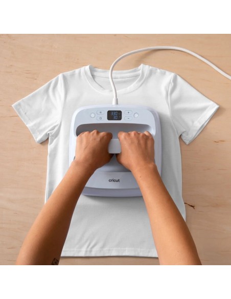 Cricut Joy Xtra Vinilo Termotransferible Suave 5 Láminas