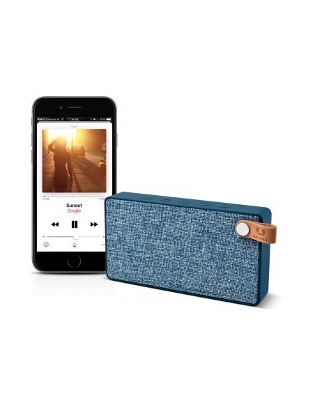 fresh-n-rebel-rockbox-slice-altavoz-azul-6.jpg