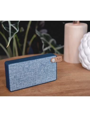 fresh-n-rebel-rockbox-slice-altavoz-azul-7.jpg