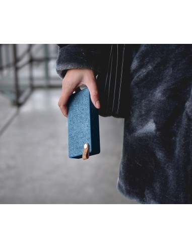 fresh-n-rebel-rockbox-slice-altavoz-azul-9.jpg