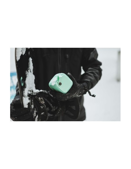 fresh-n-rebel-rockbox-bold-s-bt-altavoz-menta-10.jpg