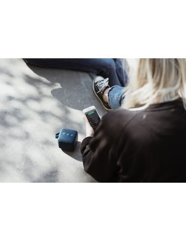 fresh-n-rebel-rockbox-bold-s-bt-altavoz-azul-7.jpg