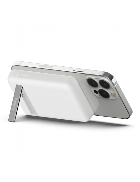 belkin-boostcharge-bateria-externa-inalambrica-magnetica-5000mah-blanca-para-iphone-3.jpg