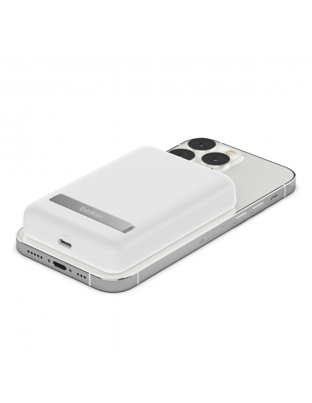 belkin-boostcharge-bateria-externa-inalambrica-magnetica-5000mah-blanca-para-iphone-5.jpg