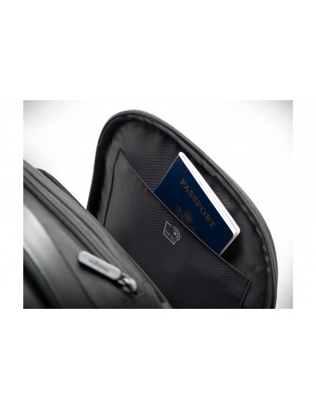 kensington-contour-20-business-mochila-para-portatil-156-negra-10.jpg