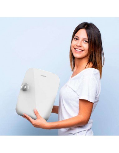 Cecotec Bolero MiniCooling 4L Rio White 12V - 220V