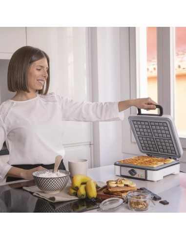 Cecotec Fun Gofrestone 4Inox. Gofrera Eléctrica Acero Inoxidable y Revestimiento Antiadherente 1200W