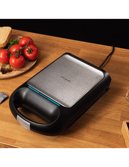 Cecotec Rock'nToast Family Waffle. Gofrera de 1500 W, Capacidad 4 Gofres, Antiadherente