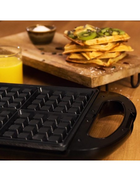 Cecotec Rock'nToast Family Waffle. Gofrera de 1500 W, Capacidad 4 Gofres, Antiadherente