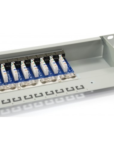 equip-panel-de-parcheo-1u-cat6-24-puertos-19-gris-4.jpg