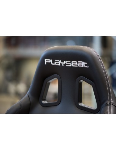 playseat-evolution-black-10.jpg