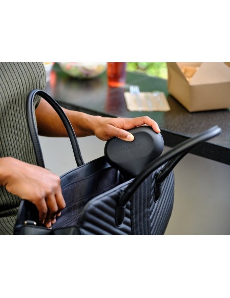 Theragun Mini Negro Dispositivo de Terapia Percusiva Inteligente Viaje