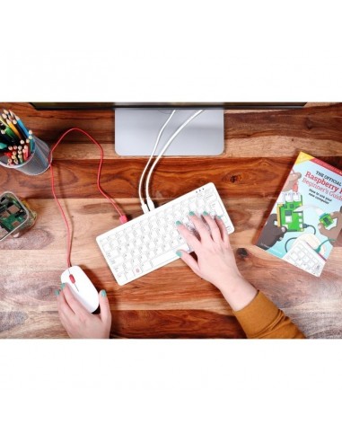 Raspberry Pi 400 Kit Ordenador de Sobremesa