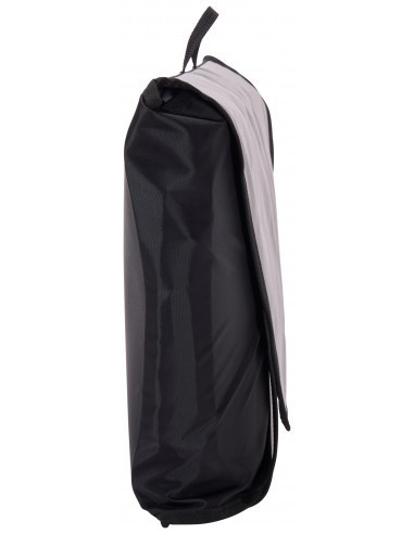 thule-garment-folder-sobre-blanco-para-llevar-ropa-doblada-7.jpg