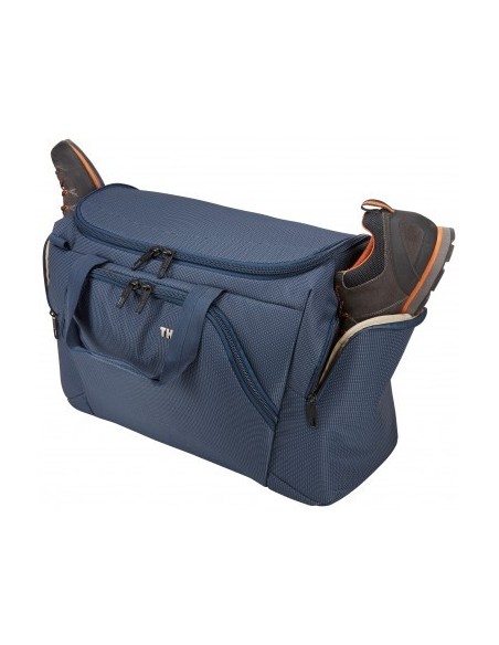 thule-crossover-2-bolsa-de-deporte-44l-azul-vestido-3.jpg
