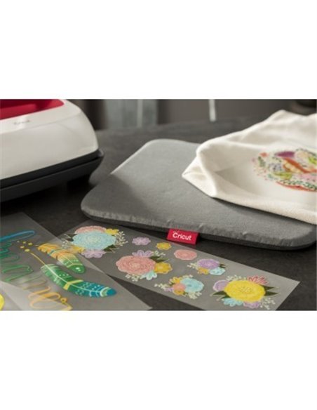 cricut-easy-press-mat-tapete-para-tremotransferencia-305x305cm-gris-5.jpg